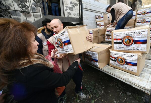Русија спровела 2.420 хуманитарних акција у Сирији од почетка регулисања ситуације - Sputnik Србија