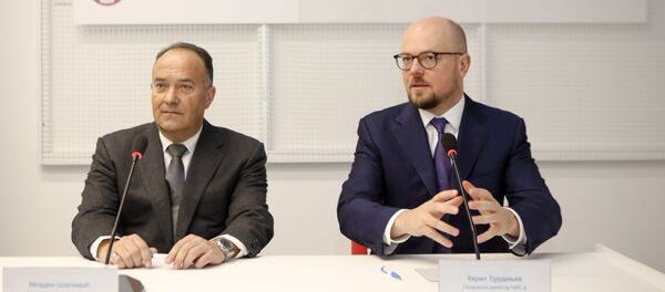 Mladen Šarčević i generalni direktor NIS-a Kiril Tjurdenjev - Sputnik Srbija