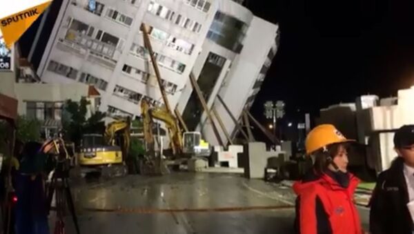 Stanovnica Tajvana koja je preživela zemljotres  priča o prvim trenucima nakon udara stihije. - Sputnik Srbija