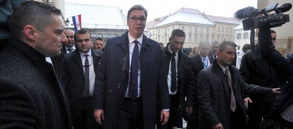 Вучић током уласка у Сабор Вучић током уласка у Сабор - Sputnik Србија