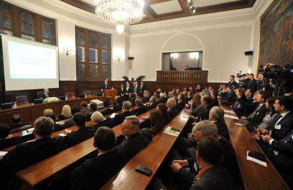 Aleksandar Vučić govorio je na poslovnom forumu u Zagrebu - Sputnik Srbija