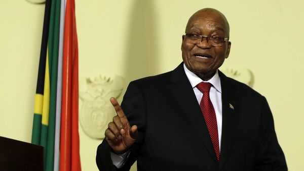Predsednik Južnoafričke Republike Džejkob Zuma nakon obraćanja naciji u zgradi vlade u Pretoriji - Sputnik Srbija
