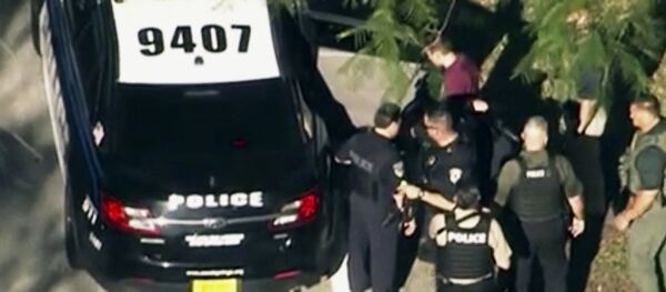 Привођење после пуцњаве на Флориди Привођење после пуцњаве на Флориди - Sputnik Србија