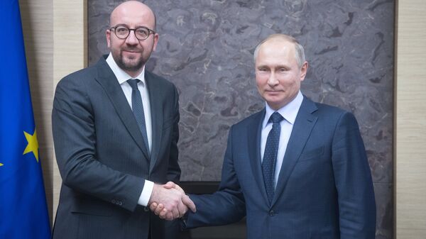 Председник Русије Владимир Путин и белгијски премијер Шарл Мишел - Sputnik Србија