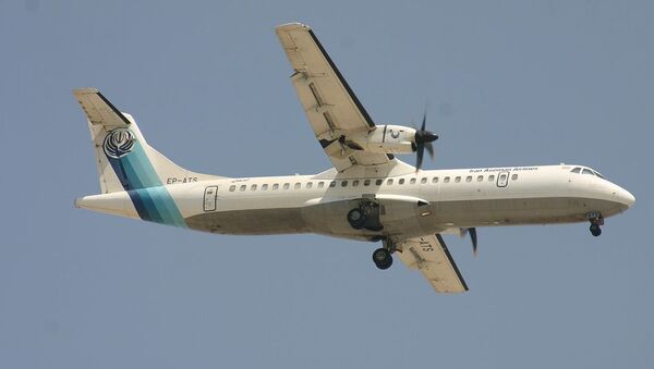 Avion ATR-72 iranske kompanije „Aseman erlajns“. - Sputnik Srbija