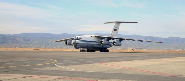 Авион Ил-76 Авион Ил-76 - Sputnik Србија