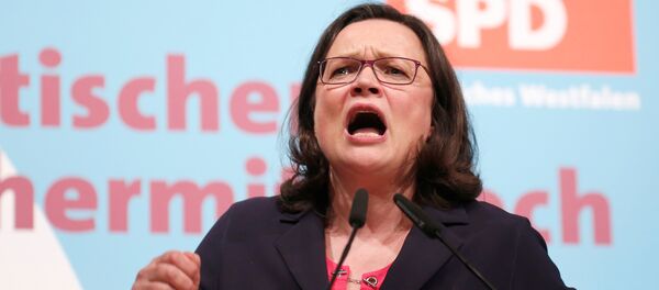 Andrea Nales Andrea Nales - Sputnik Srbija