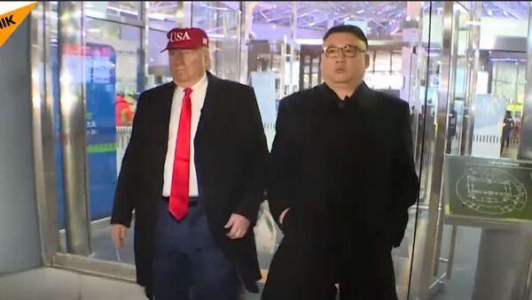 Двојници Доналда Трампа и Ким Џонг Уна опет су шетали олимпијским Пјонгчангом. - Sputnik Србија