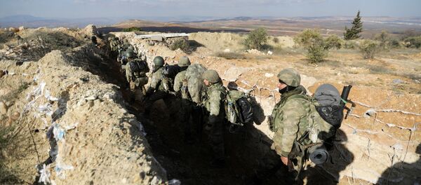 Turske snage na planini Barsaja severoistočno od Afrina u Siriji - Sputnik Srbija