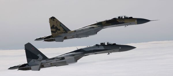 Ruski lovac Su-35 Ruski lovac Su-35 - Sputnik Srbija
