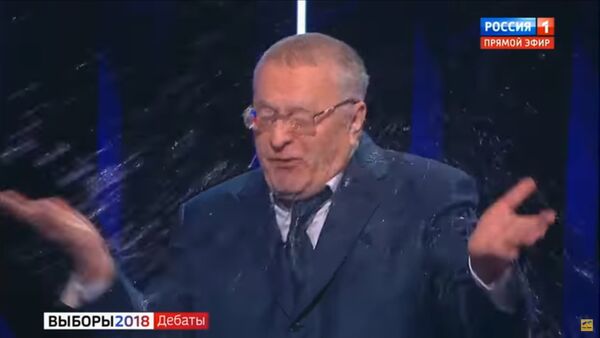 Руски председнички кандидат Владимир Жириновски током телевизијске дебате - Sputnik Србија