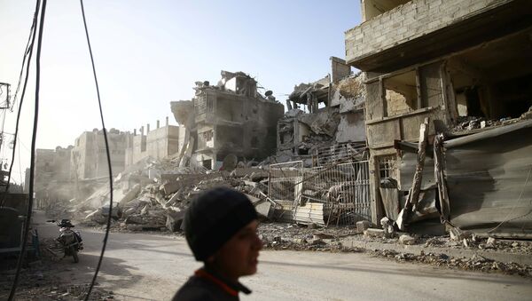 Zgrade oštećene u granatiranju u sirijskoj Istočnoj Guti - Sputnik Srbija
