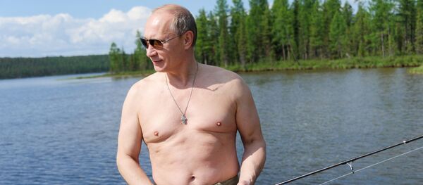 Председник Русије Владимир Путин на пецању у Републици Тува Председник Русије Владимир Путин на пецању у Републици Тува - Sputnik Србија