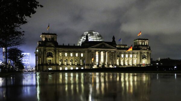 Zgrada nemačkog parlamenta Bundestaga u Berlinu - Sputnik Srbija