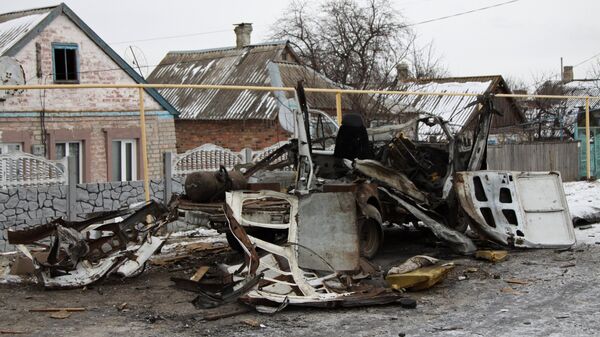 Аутомобил уништен приликом гранатирања Доњецке области - Sputnik Србија