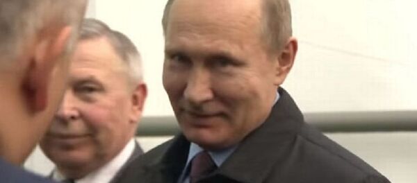 Vladimir Putin odgovara novinaru Bi-Bi-Sija - Sputnik Srbija