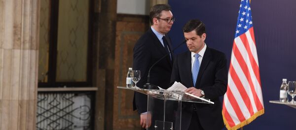 Ves Mičel i Aleksandar Vučić - Sputnik Srbija