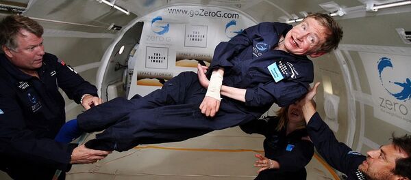 Стивен Хокинг у нултој гравитацији Стивен Хокинг у нултој гравитацији - Sputnik Србија