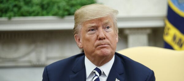 Predsednik SAD Donald Tramp tokom sastanka sa saudijskim princom Muhamedom bin Salmanom u Vašingtonu - Sputnik Srbija