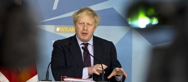 Министар спољних послова Велике Британије Борис Џонсон на конференцији за медије у седишту НАТО-а Министар спољних послова Велике Британије Борис Џонсон на конференцији за медије у седишту НАТО-а - Sputnik Србија