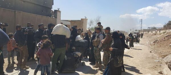 Цивили напуштају Источну Гуту - Sputnik Србија