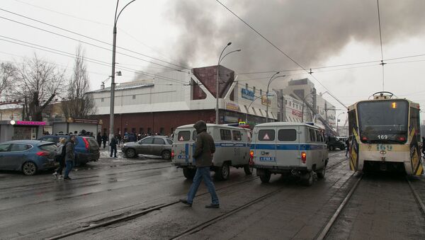 Požar u tržnom centru Zimska višnja u Kemerovu - Sputnik Srbija