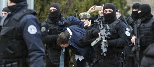 Полиција тзв. Косова хапси Марка Ђурића Полиција тзв. Косова хапси Марка Ђурића - Sputnik Србија