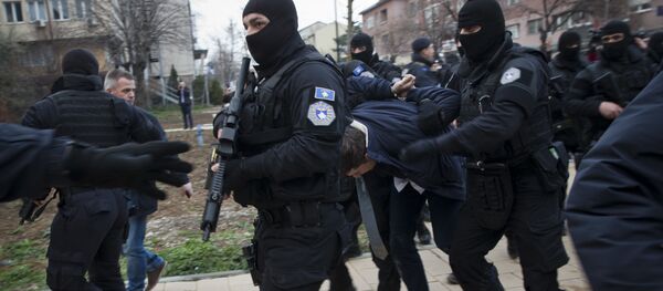 Kosovska policija privodi Marka Đurića Kosovska policija privodi Marka Đurića - Sputnik Srbija