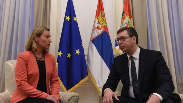 Predsednik aAleksandar Vučić sa visokom predstavnicom EU Federikom Mogerini - Sputnik Srbija