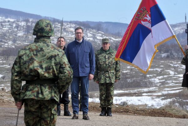 Председник Србије Александар Вучић на војним вежбама на полигону Пасуљанске ливаде - Sputnik Србија