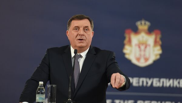 Predsednik RS Milorad Dodik na konferenciji u Beogradu - Sputnik Srbija