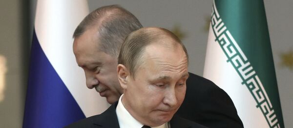 Председник Русије Владимир Путин и председник Турске Реџеп Тајип Ердоган Председник Русије Владимир Путин и председник Турске Реџеп Тајип Ердоган - Sputnik Србија