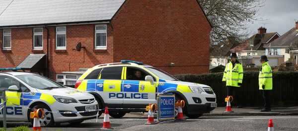 Policija okružuje kuću bivšeg pukovnika GRU Sergeja Skripalja u Solsberiju - Sputnik Srbija