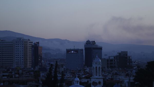 Pogled na Damask tokom bombardovanja - Sputnik Srbija