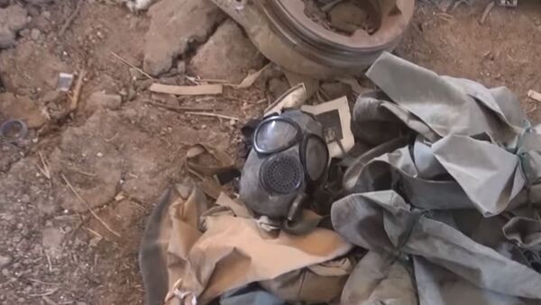 Gas-maska pronađena u Istočnoj Guti - Sputnik Srbija