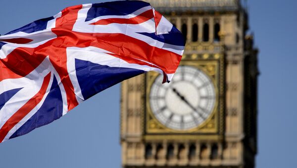 Britanskiй flag na fone Big-Bena v Londone // AFP / Fabrice Coffrini - Sputnik Srbija