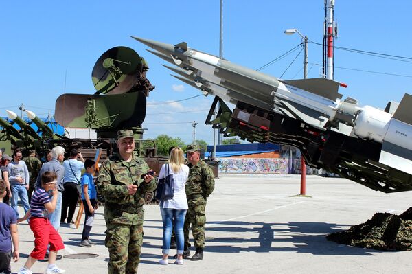 Prikaz naoružanja i vojne opreme - taktičko - tehnički zbor Prikaz naoružanja i vojne opreme - taktičko - tehnički zbor - Sputnik Srbija