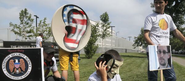 Prisluškivanje  - ilustracija - Sputnik Srbija