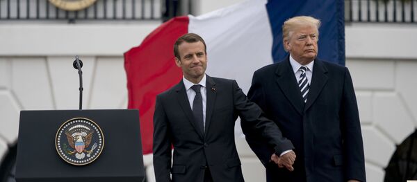 Председник Француске Емануел Макрон и председник САД Доналд Трамп Председник Француске Емануел Макрон и председник САД Доналд Трамп - Sputnik Србија