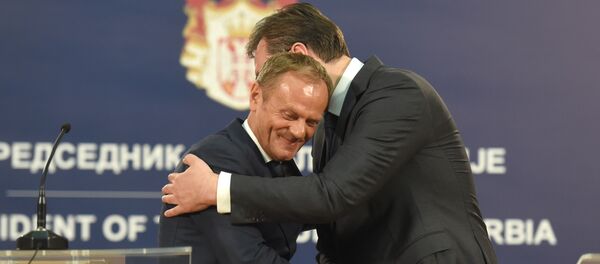 Доналд Туск и Александар Вучић на конференцији за новинаре у Београду Доналд Туск и Александар Вучић на конференцији за новинаре у Београду - Sputnik Србија