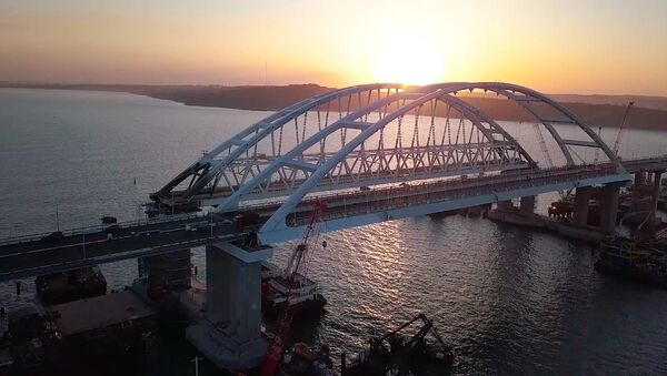 Кримски мост спреман за саобраћај - Sputnik Србија