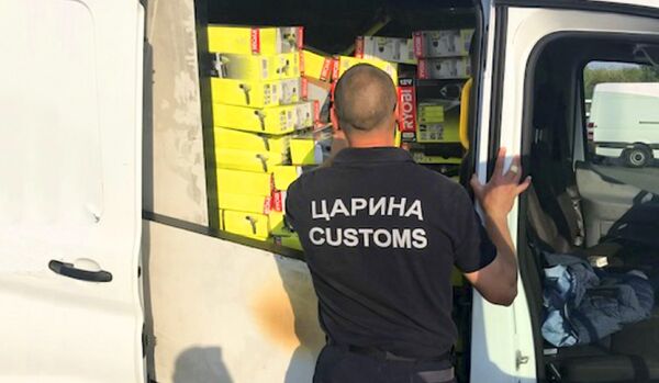 Србија добија „интелигентни систем“ који уклања гужве на путу и границама Србија добија „интелигентни систем“ који уклања гужве на путу и границама - Sputnik Србија