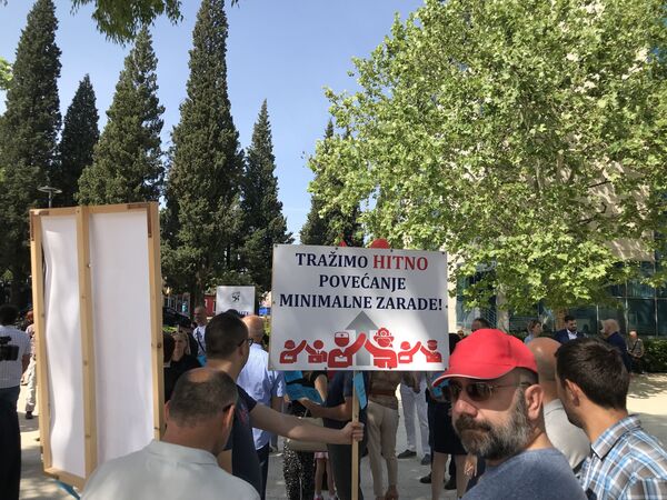 Првомајски протест у Подгорици Првомајски протест у Подгорици - Sputnik Србија
