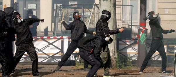 Protesti u Francuskoj na Prvi maj - Sputnik Srbija