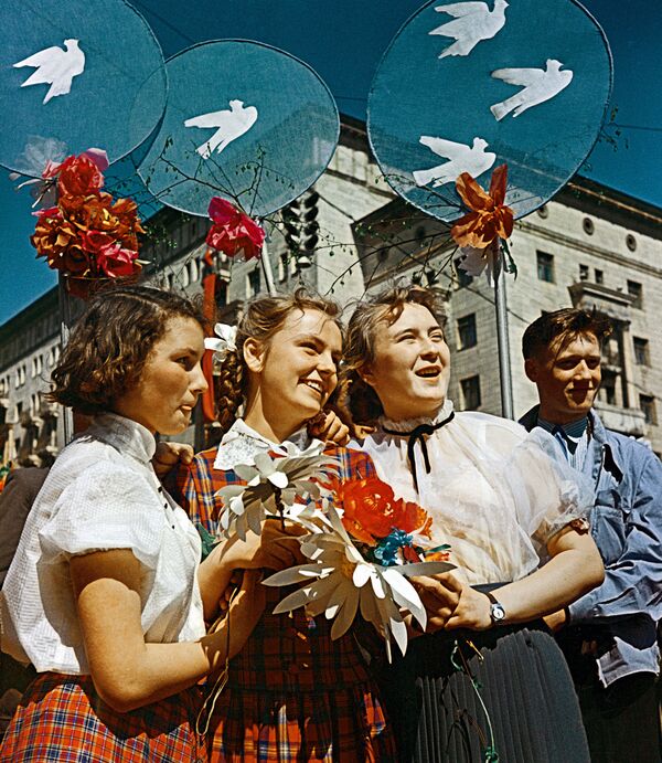 Mir, rad, maj! Kako su Sovjeti proslavljali Dan rada - Sputnik Srbija