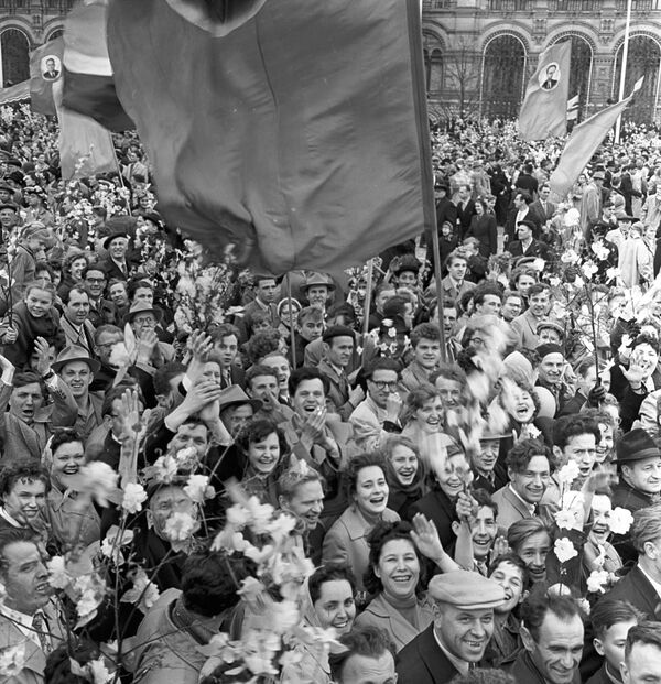 Mir, rad, maj! Kako su Sovjeti proslavljali Dan rada - Sputnik Srbija