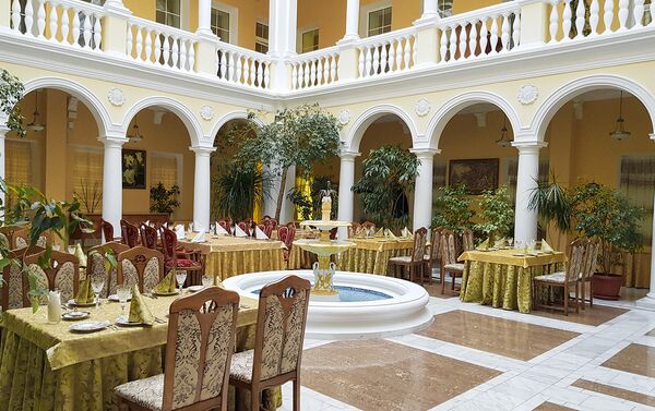 Restoran u hotelu Tavrida. Restoran u hotelu Tavrida. - Sputnik Srbija
