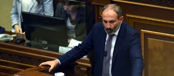 Novoizabrani premijer Jermenije Nikol Pašinjan Novoizabrani premijer Jermenije Nikol Pašinjan - Sputnik Srbija