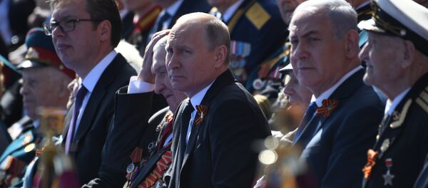 Александар Вучић, Владимир Путин и Бењамин Нетанјаху - Sputnik Србија