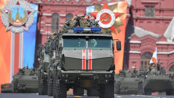Oklopno vozilo Tajfun-k na paradi na Crvenom trgu u Moskvi za Dan pobede  - Sputnik Srbija